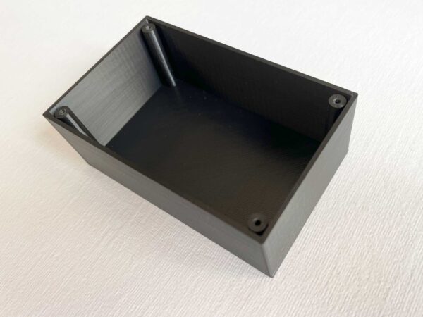Gehäuse offen ohne Deckel und Schrauben 80x50x30